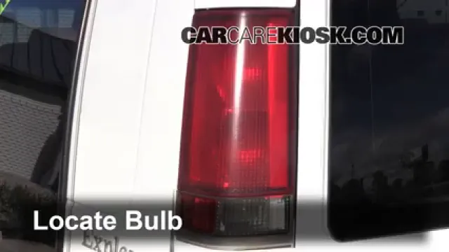 2001 Chevrolet Express 1500 LS 5.7L V8 Lights Tail Light (replace bulb)